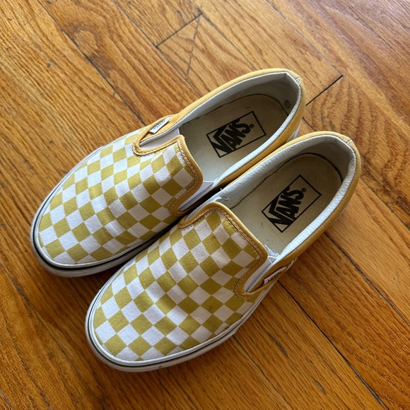 Vans Classic Slip Ons - Picture 3 of 8